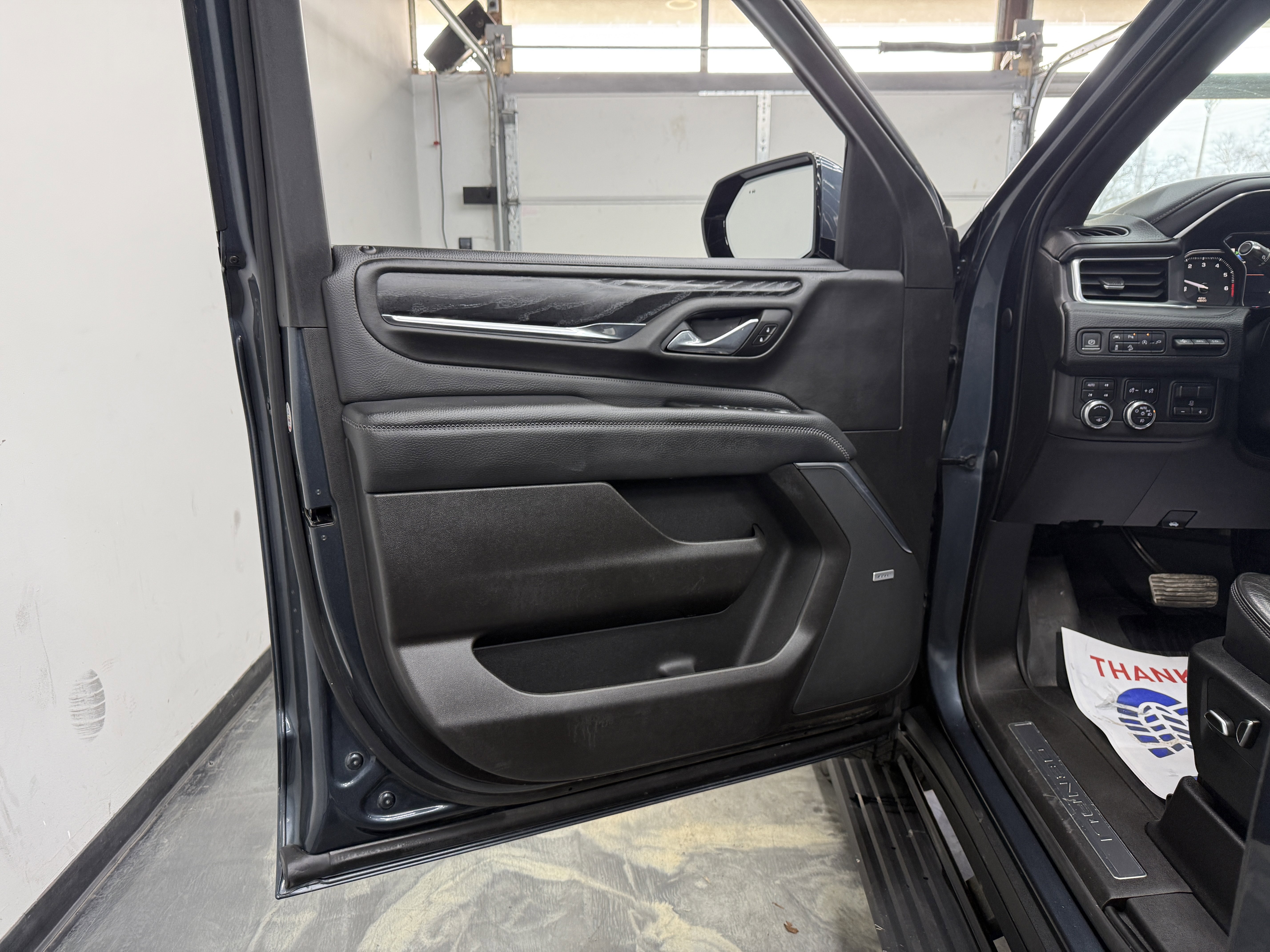 Used 2021 GMC Yukon Denali w/ Denali Ultimate Package image 10