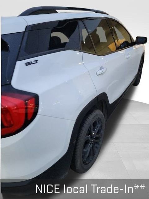 Used 2020 GMC Terrain SLT w/ Elevation Edition image 13