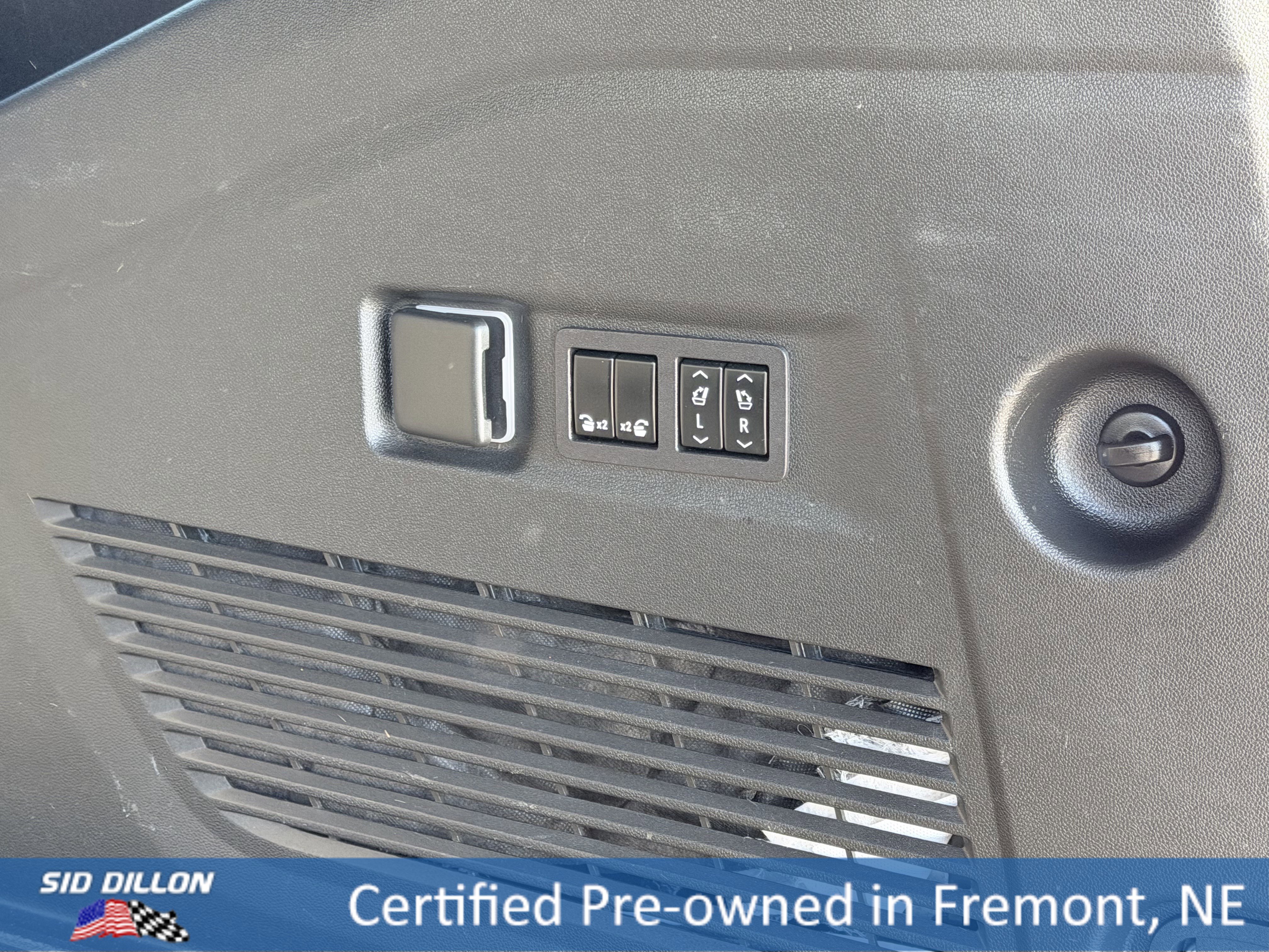 Certified 2023 GMC Yukon XL Denali Ultimate w/ LPO, Floor Liner Package image 6