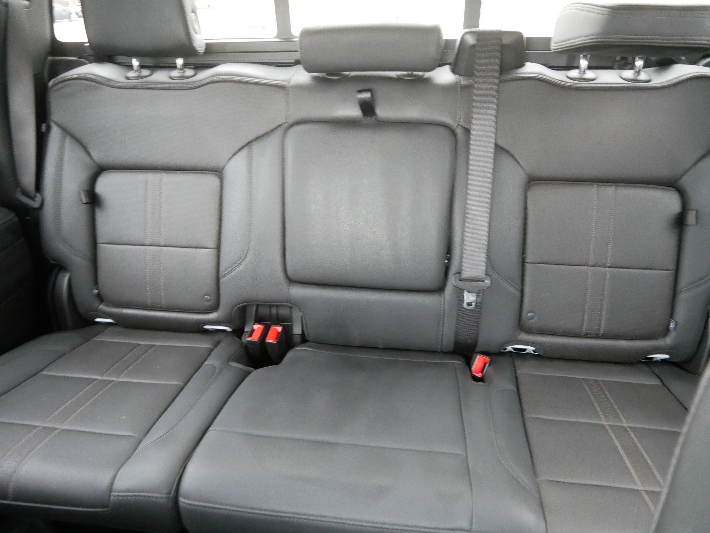 Used 2025 Chevrolet Silverado 3500 High Country w/ Technology Package AWD/4WD image 13