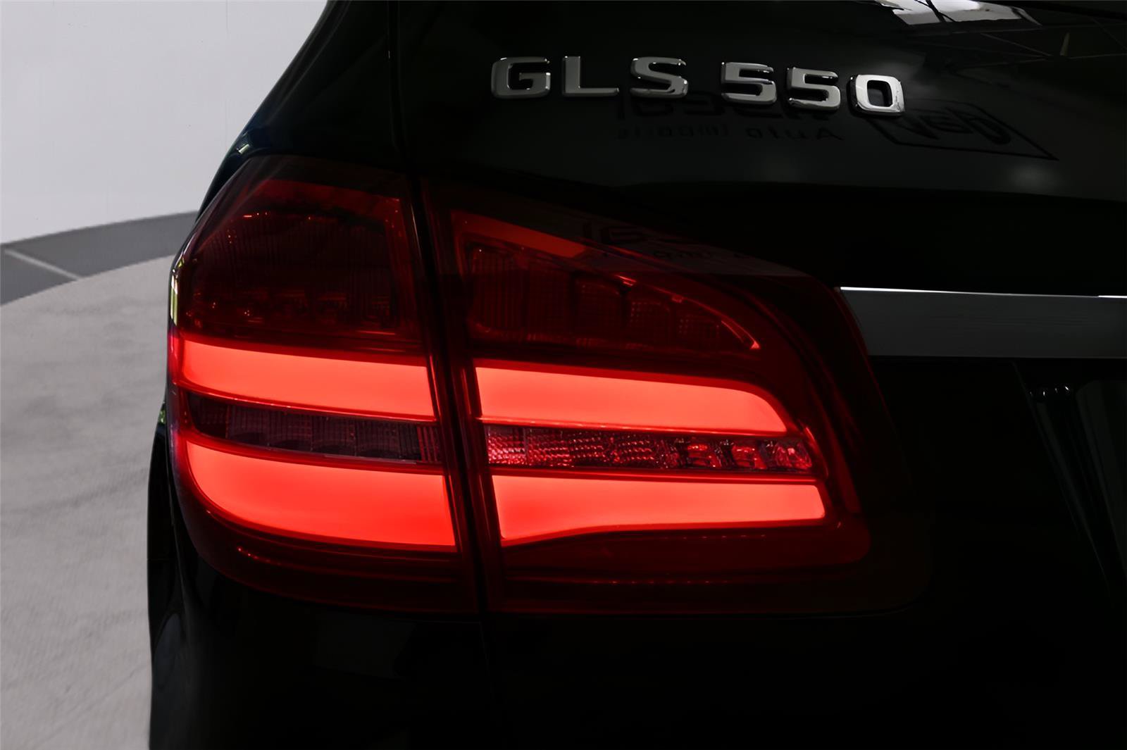 Used 2017 Mercedes-Benz GLS 550 4MATIC image 38