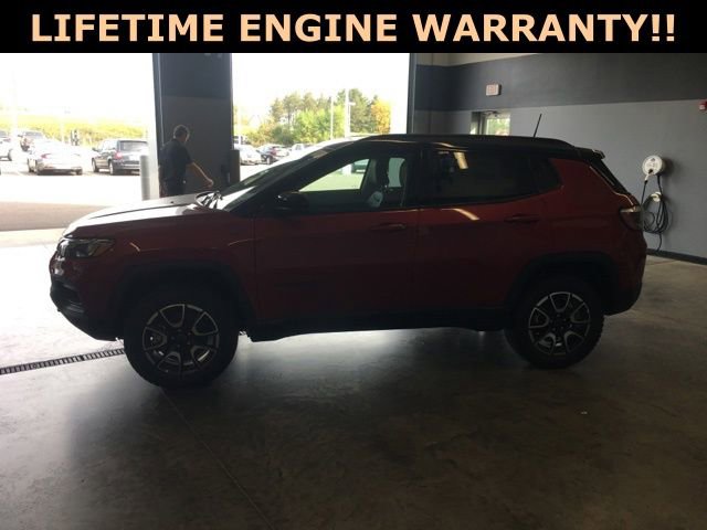 New 2026 Jeep Compass Trailhawk w/ Sun, Sound & Navigation Group image 6