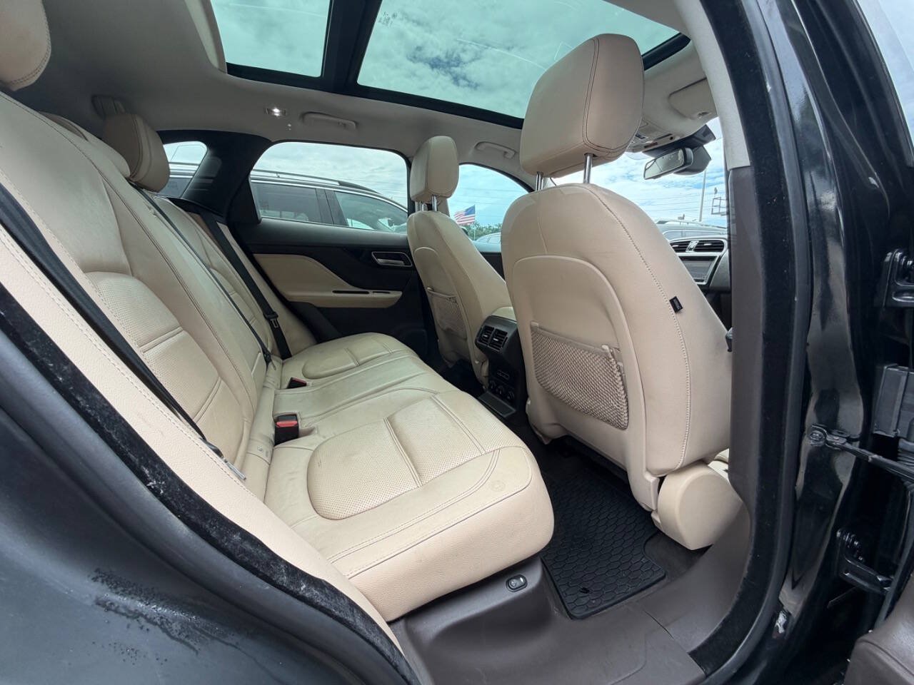 Used 2018 Jaguar F-PACE Prestige AWD/4WD image 21