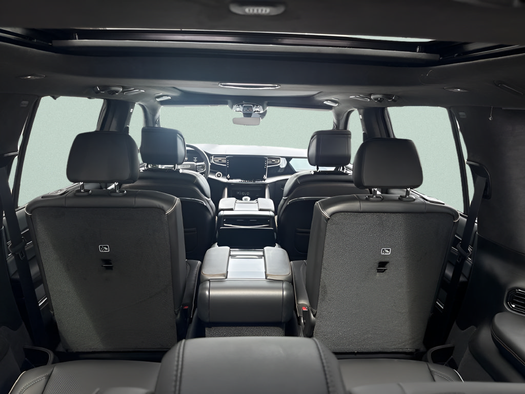 New 2026 Jeep Grand Wagoneer L Summit AWD/4WD image 12