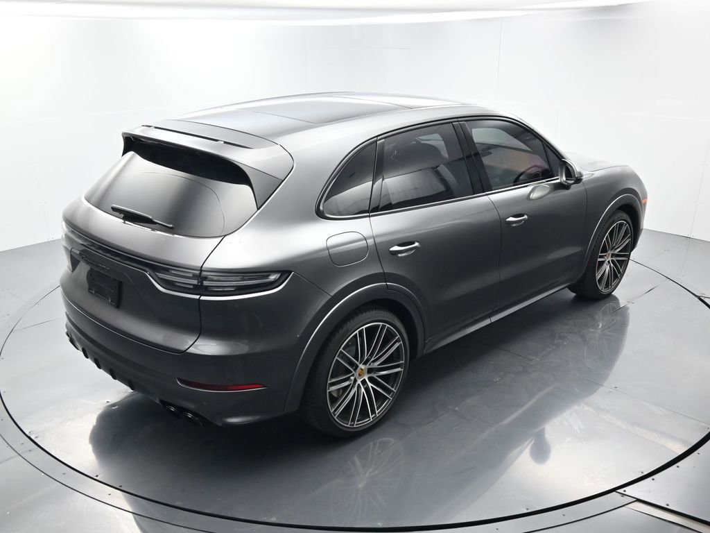 Certified 2023 Porsche Cayenne GTS image 39