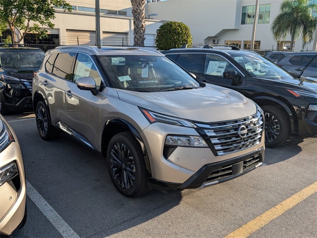 New 2026 Nissan Rogue Platinum w/ Platinum Premium Package image 2