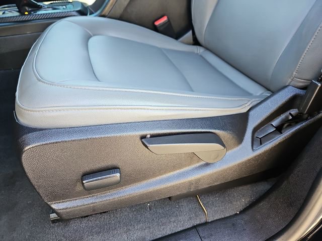 Used 2020 Chevrolet Colorado W/T w/ Custom Special Edition image 16