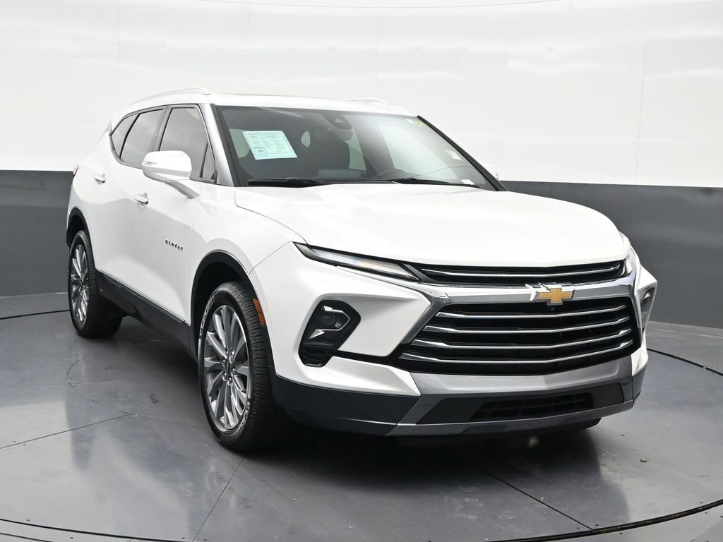 Used 2023 Chevrolet Blazer Premier w/ Driver Confidence II Package FWD image 8