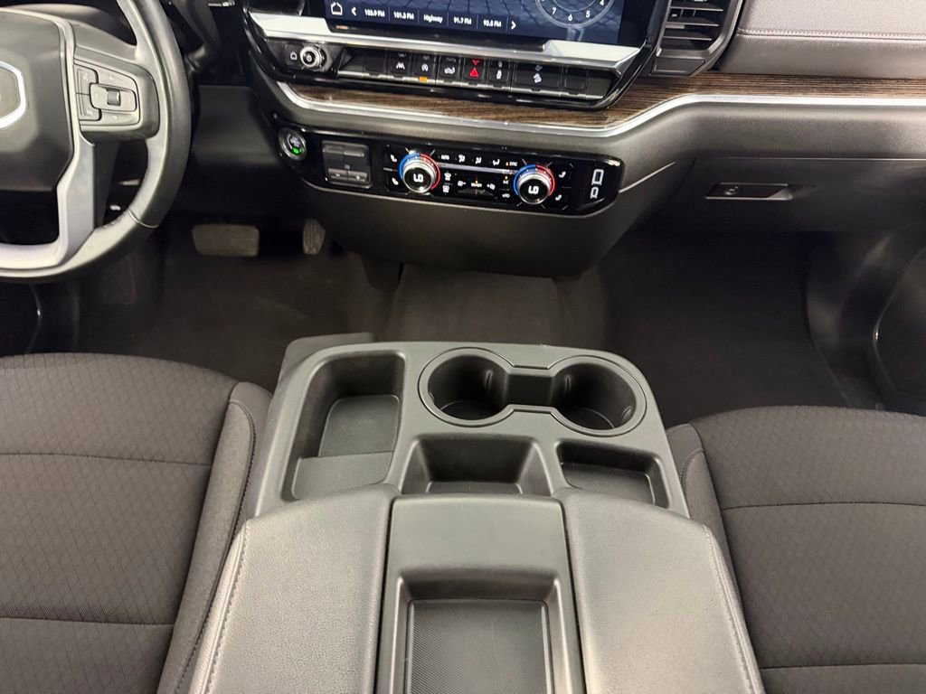 Used 2024 GMC Sierra 1500 SLE w/ X31 Off-Road Package image 16