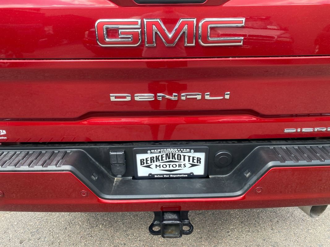 Used 2022 GMC Sierra 2500 Denali w/ Denali Ultimate Package image 12