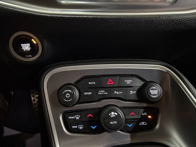 Used 2019 Dodge Challenger R/T RWD image 38