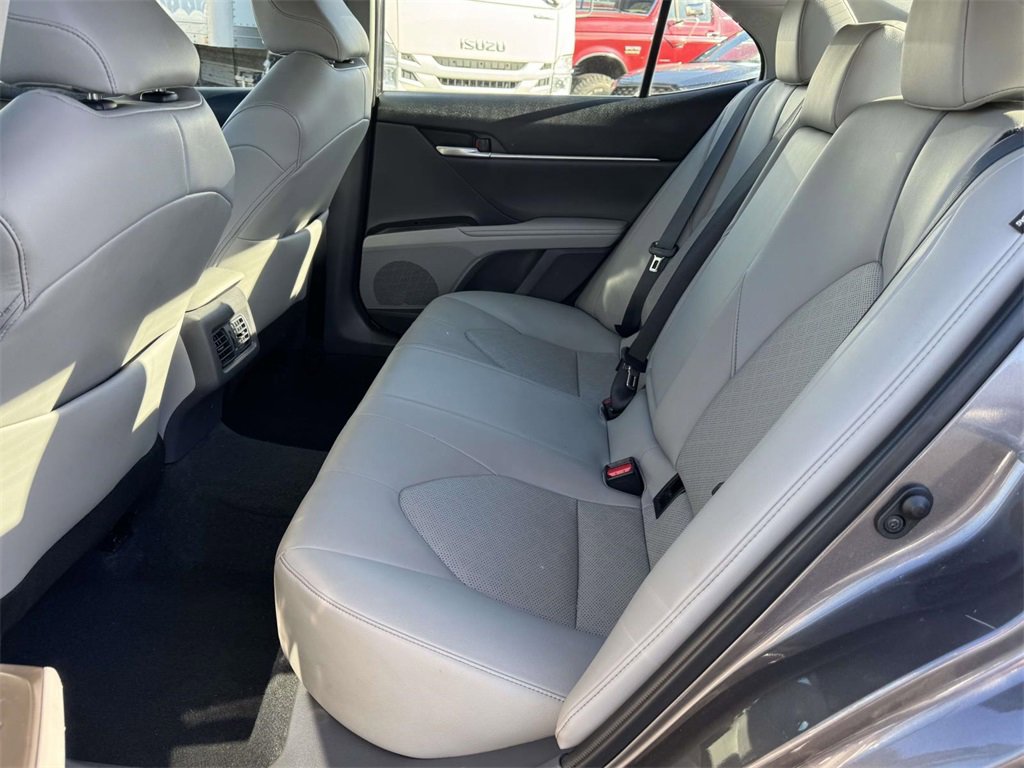 Used 2023 Toyota Camry XSE image 17