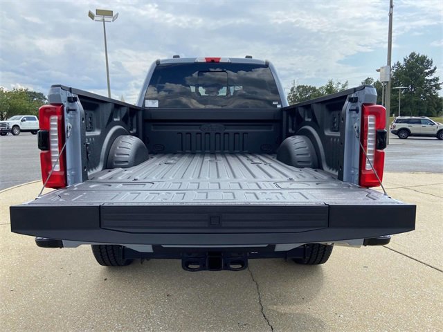 New 2026 Ford F350 Lariat image 8