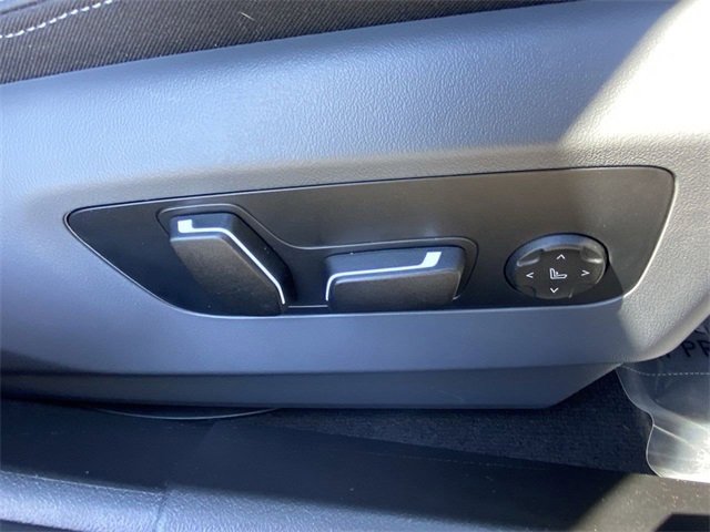 New 2025 BMW 530i w/ M Sport Package RWD image 12