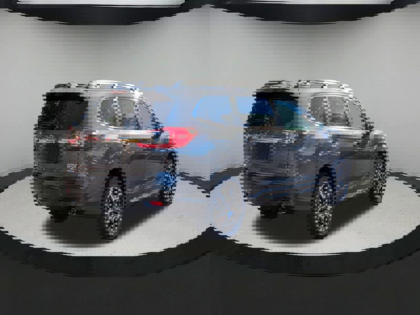 New 2026 Subaru Ascent Limited image 3