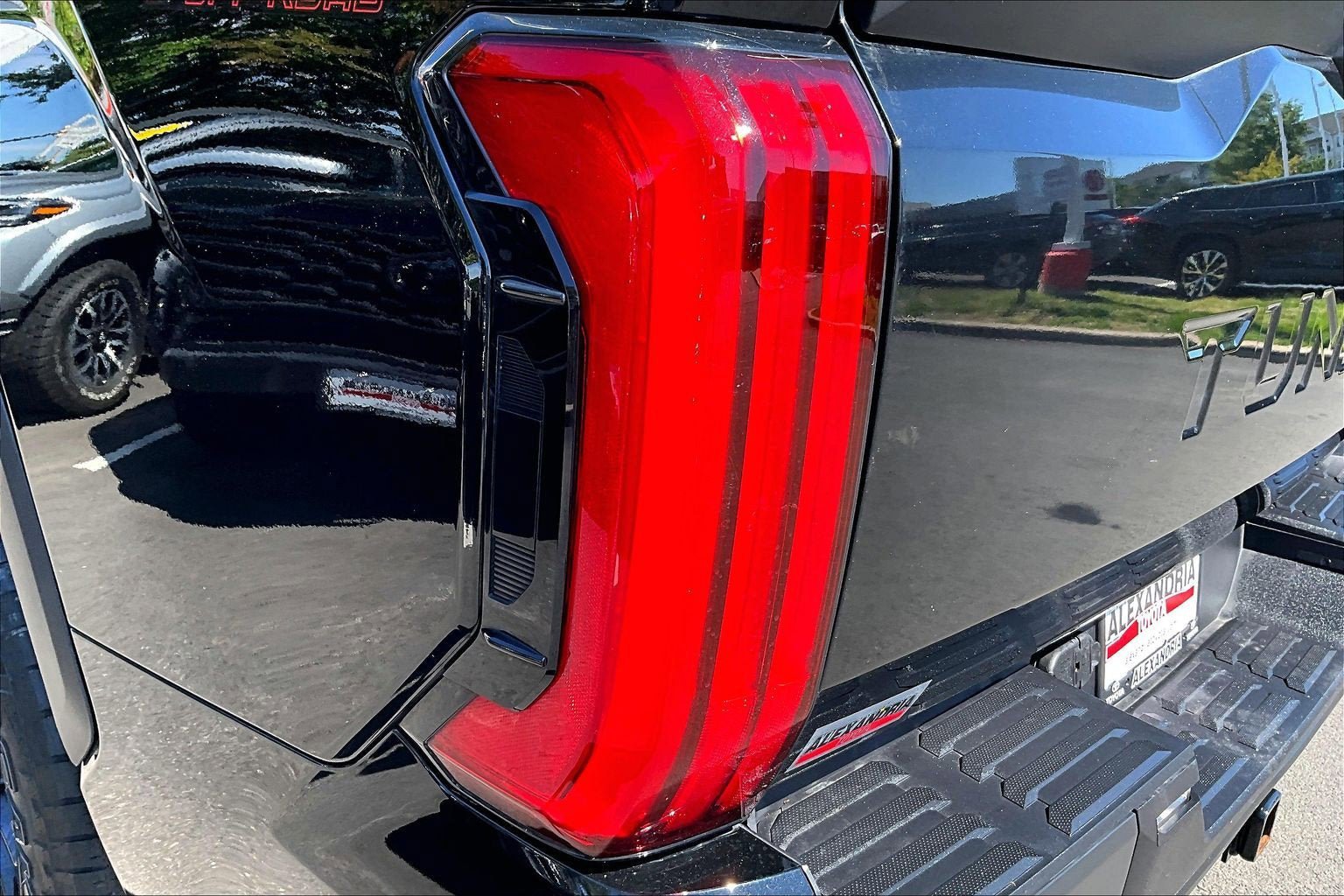 Used 2023 Toyota Tundra SR5 AWD/4WD image 27