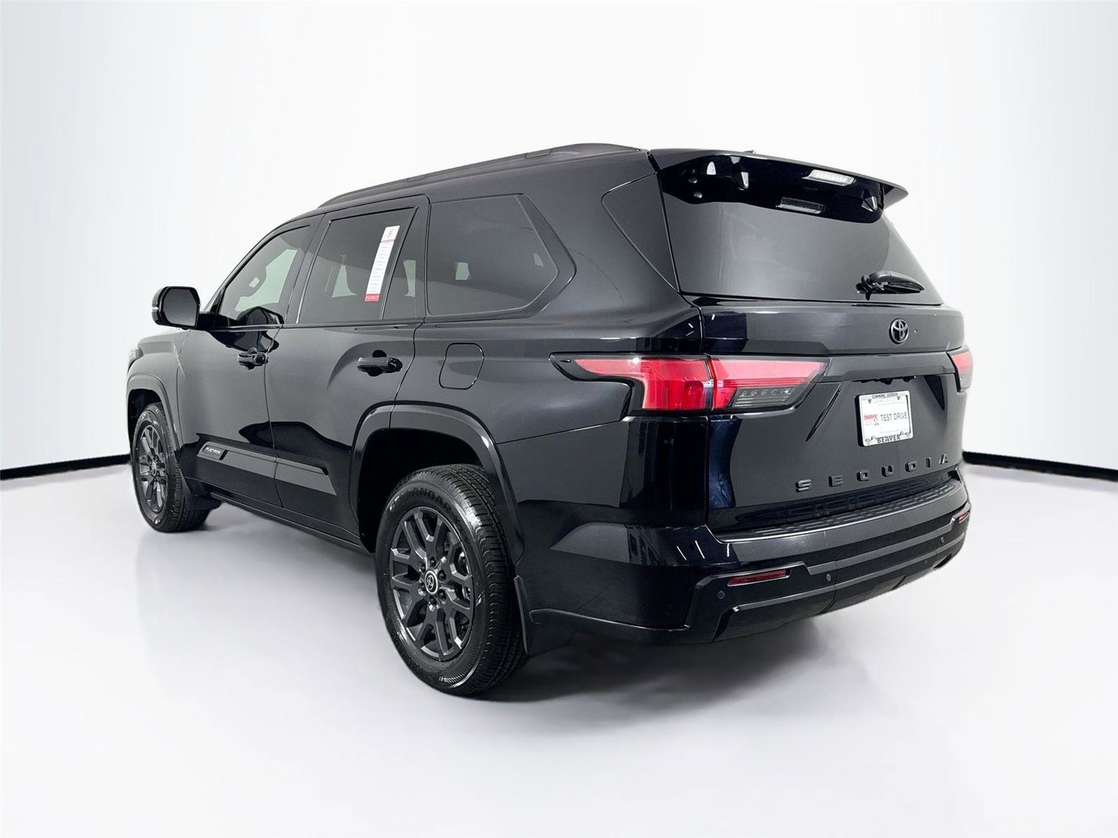 Certified 2024 Toyota Sequoia Platinum image 13