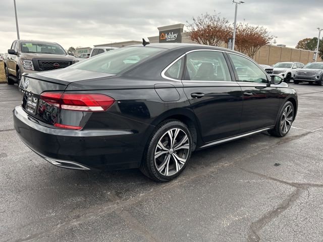 Used 2020 Volkswagen Passat 2.0T SEL image 6