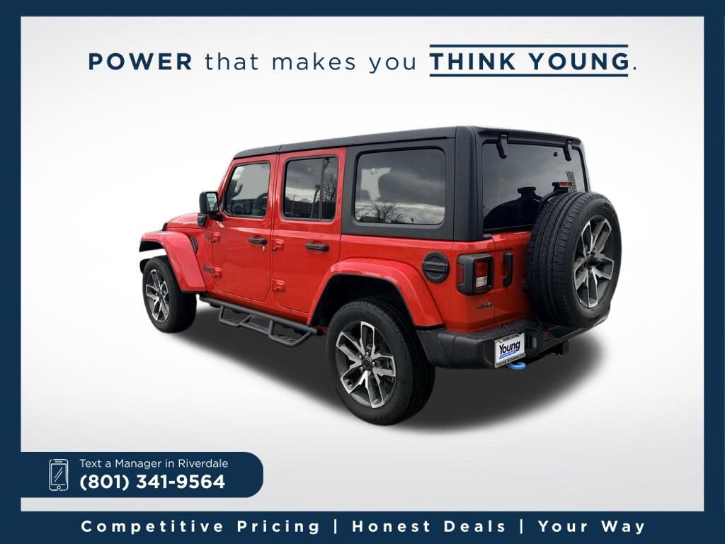 Used 2024 Jeep Wrangler Unlimited w/ LED Headlamp & Fog Lamp Group image 9