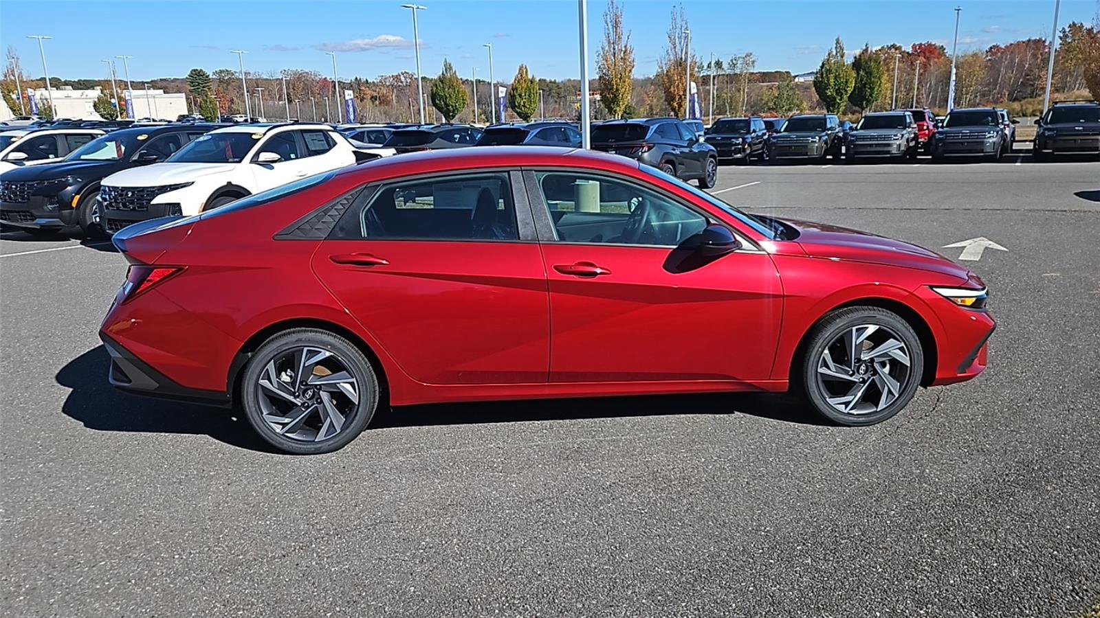 New 2025 Hyundai Elantra Sport w/ Cargo Package image 8