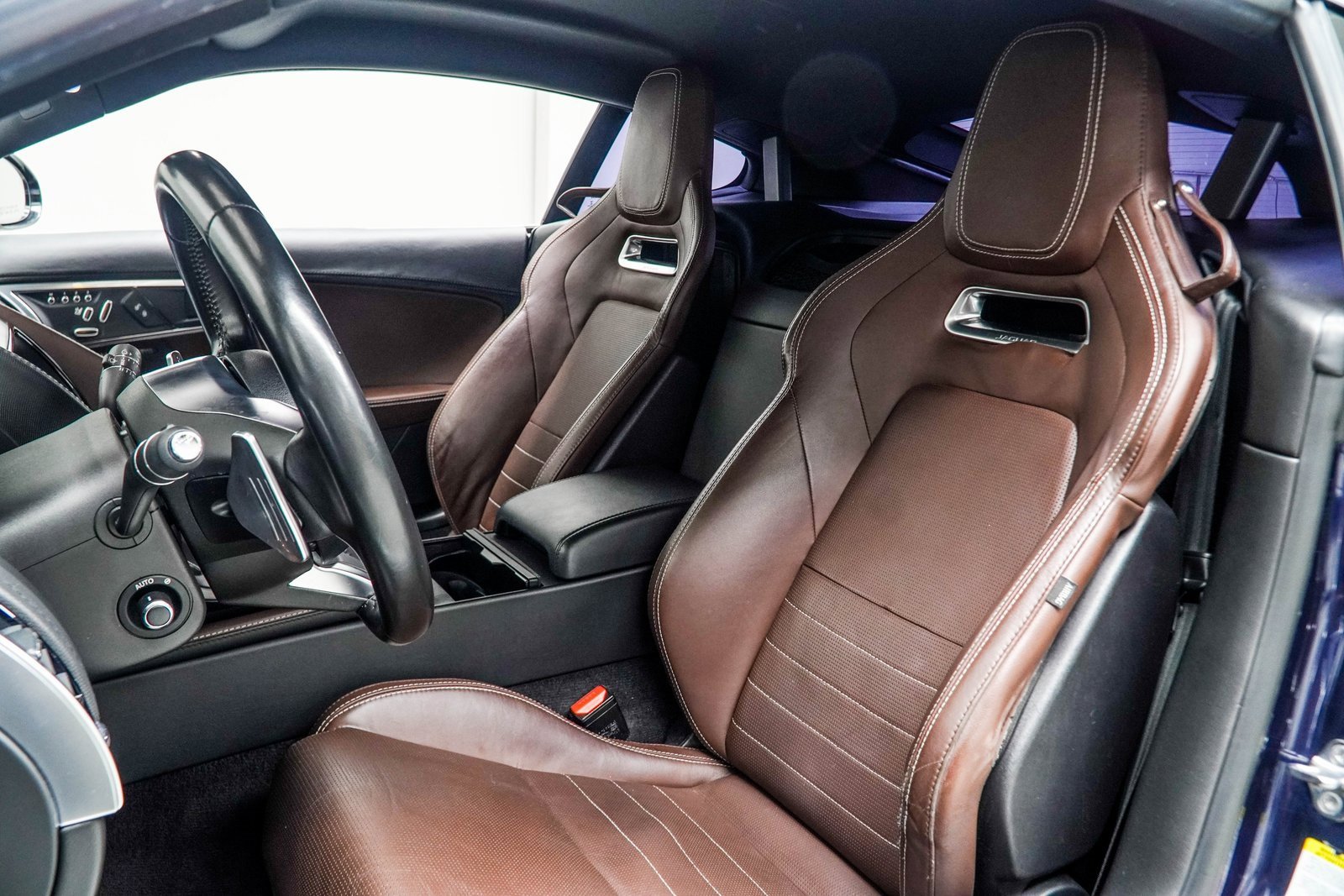 Used 2018 Jaguar F-TYPE Coupe image 34