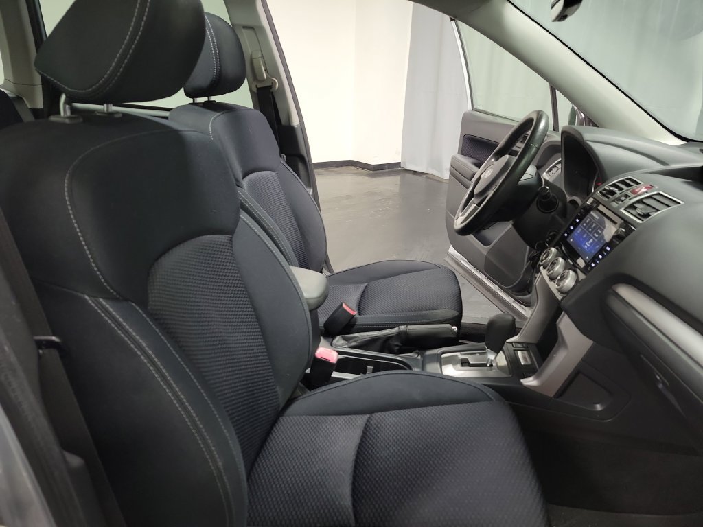 Used 2018 Subaru Forester 2.5i Premium w/ Popular Package #2A AWD/4WD image 32