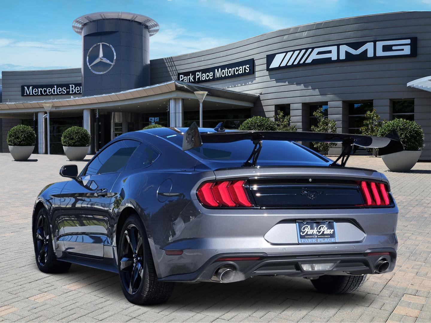 Used 2023 Ford Mustang EcoBoost w/ Equipment Group 101A image 4