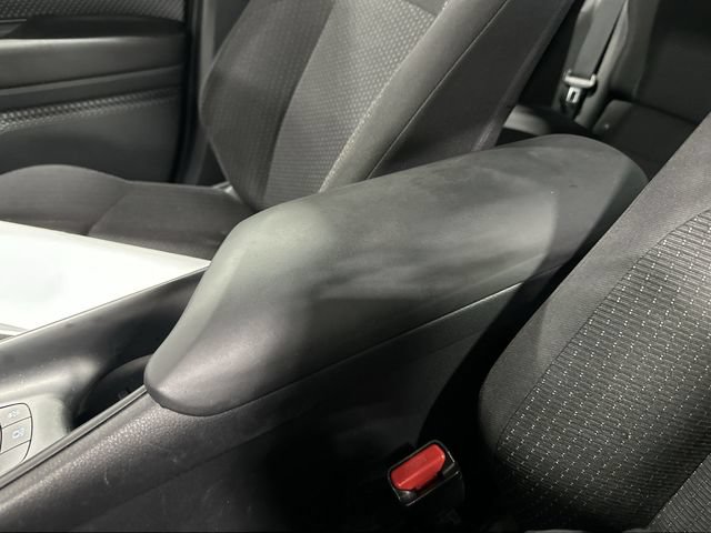 Used 2018 Toyota C-HR XLE FWD image 28