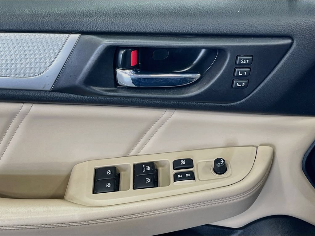 Used 2019 Subaru Outback 2.5i AWD/4WD image 17