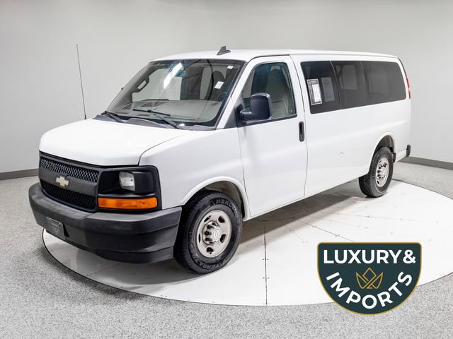 Used 2017 Chevrolet Express 2500 LS RWD image 1