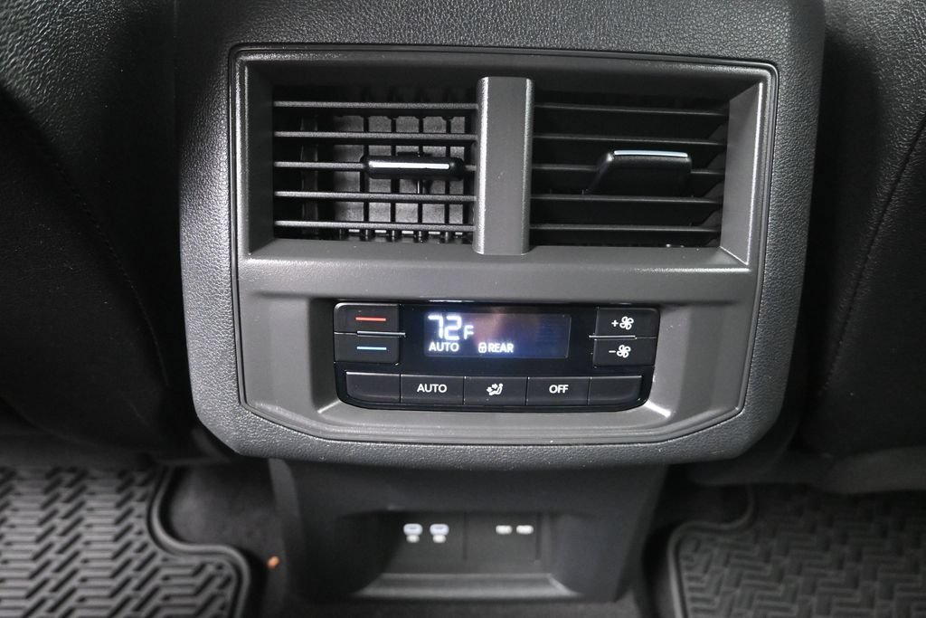 Used 2023 Volkswagen Atlas SE AWD/4WD image 30
