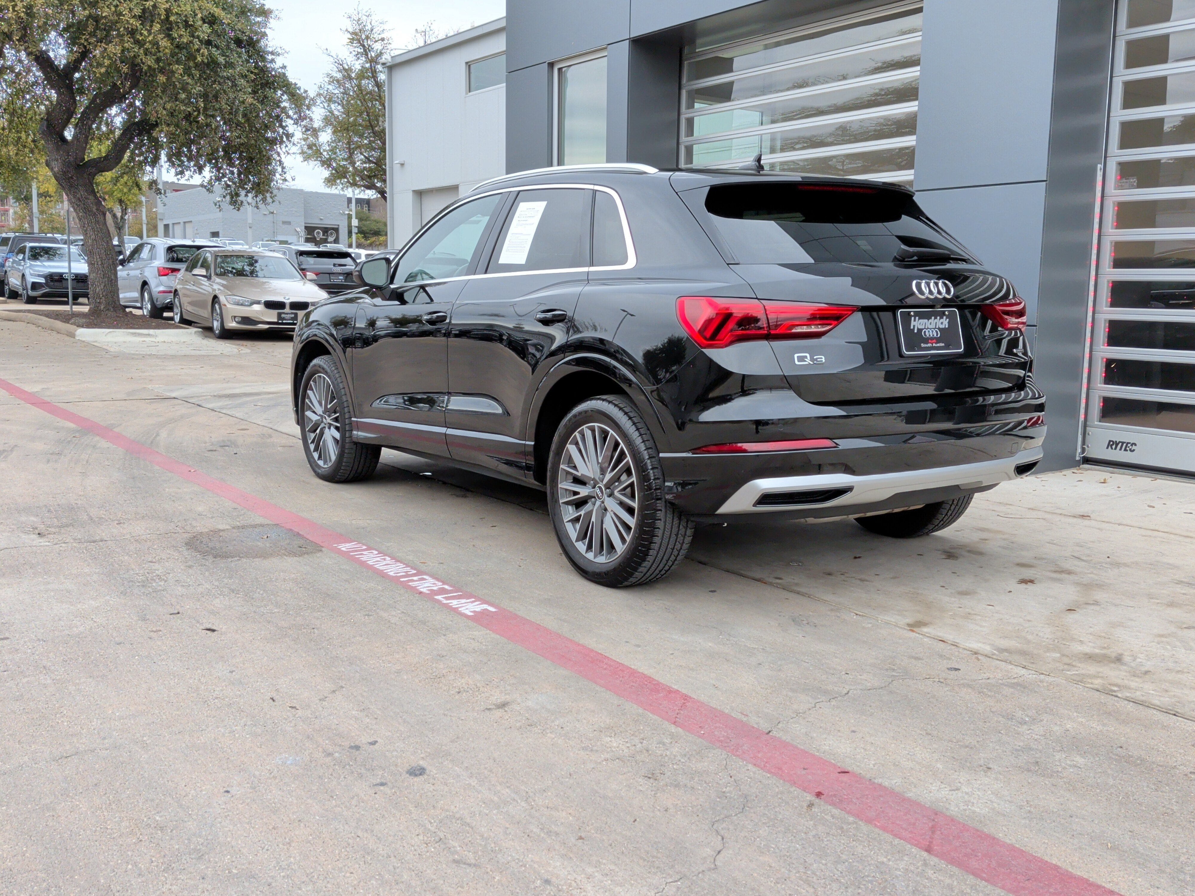 Certified 2022 Audi Q3 2.0T Premium w/ Convenience Package image 8