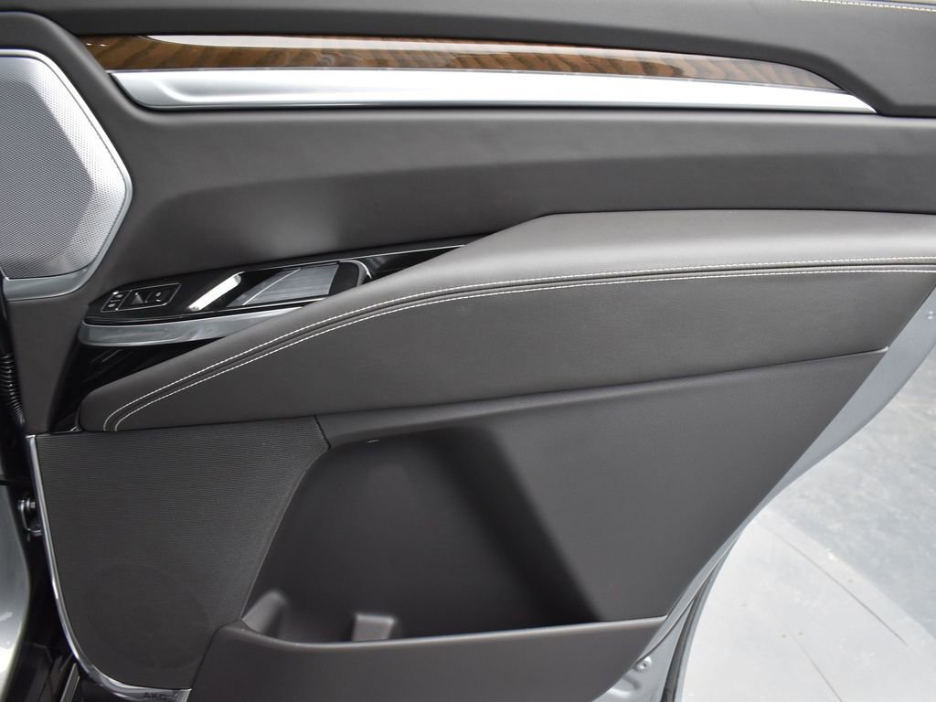 Certified 2026 Cadillac Escalade Platinum Sport w/ LPO, ONYX Package image 34