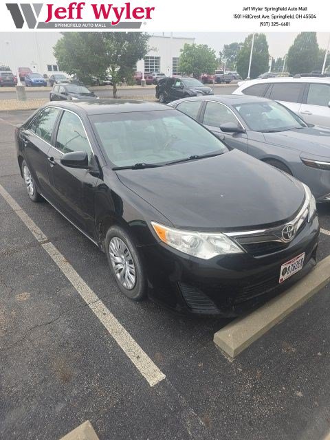 Used 2014 Toyota Camry LE