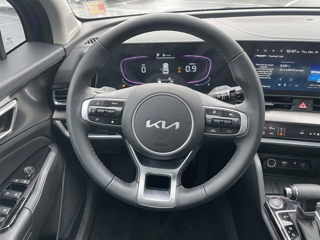 Used 2025 Kia Sportage EX w/ Premium Package image 25