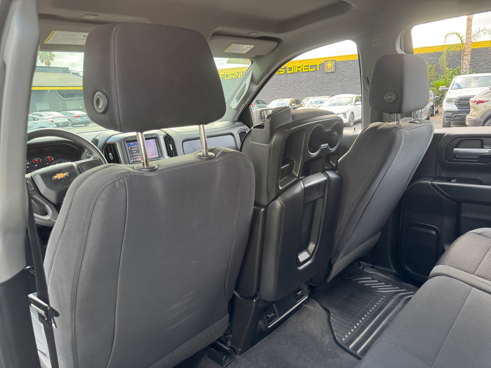 Used 2020 Chevrolet Silverado 1500 Custom w/ Custom Value Package AWD/4WD image 16