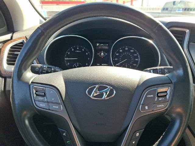Used 2017 Hyundai Santa Fe Limited AWD/4WD image 21