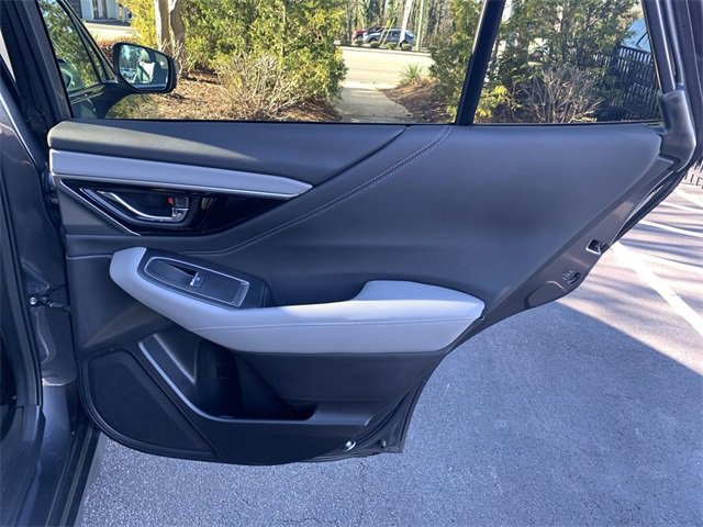 Used 2022 Subaru Outback Limited image 11
