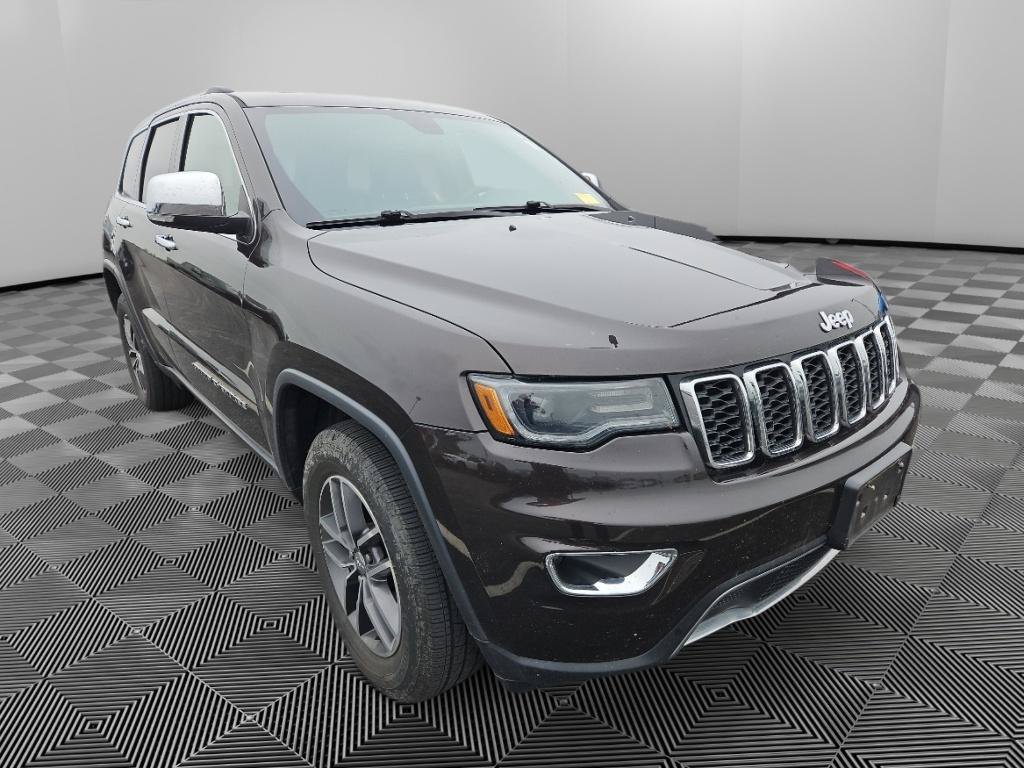 Used 2017 Jeep Grand Cherokee Limited w/ Luxury Group II AWD/4WD image 3