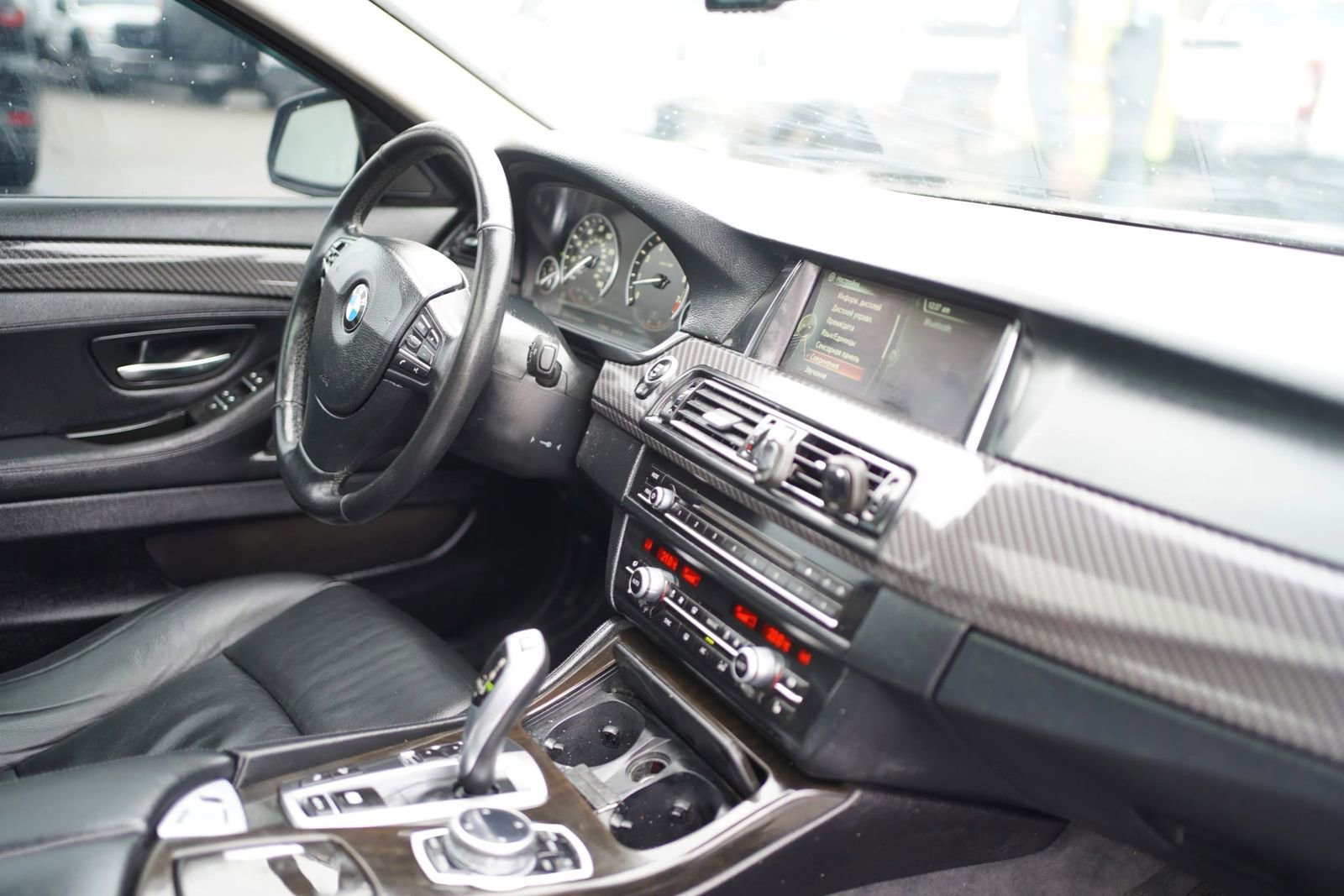 Used 2014 BMW 535i xDrive Sedan AWD/4WD image 2