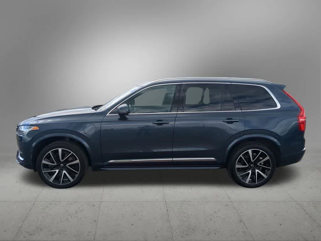 Used 2021 Volvo XC90 T8 Momentum AWD/4WD image 3