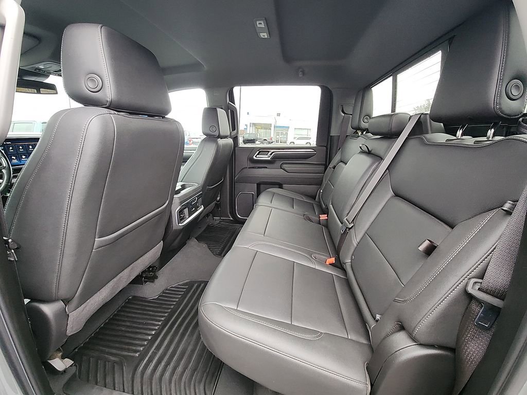 Used 2024 Chevrolet Silverado 3500 LTZ w/ LTZ Convenience Package image 29