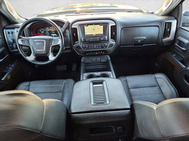 Used 2019 GMC Sierra 2500 Denali w/ Duramax Plus Package AWD/4WD image 17