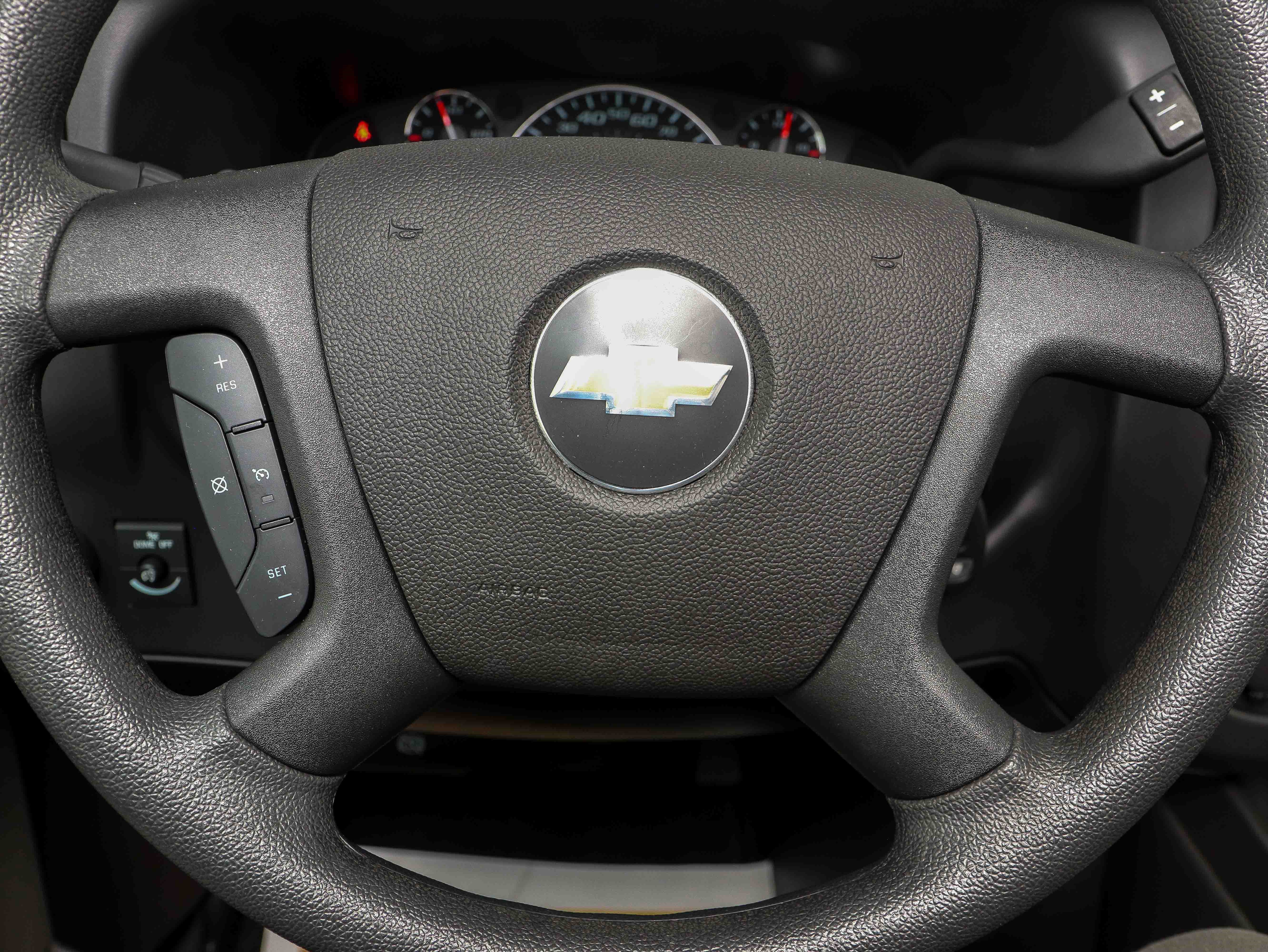 Used 2025 Chevrolet Express 3500 LS RWD image 20