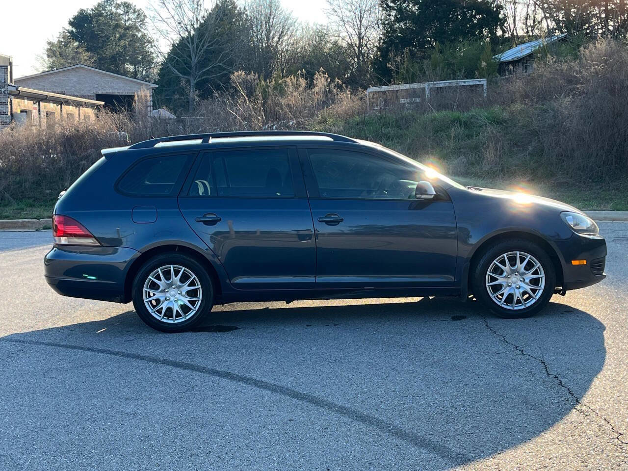 Used 2010 Volkswagen Jetta S FWD image 4