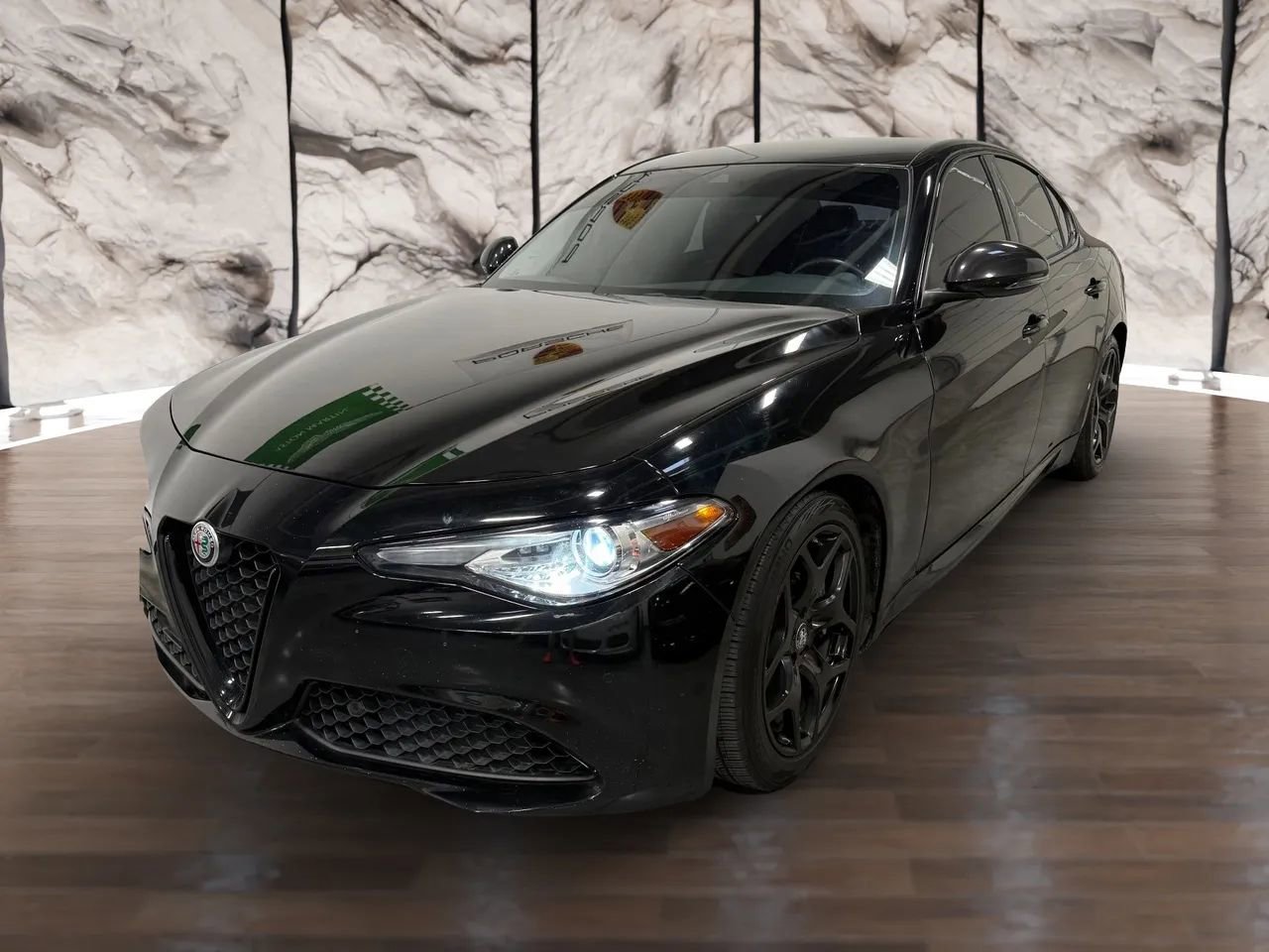 Used 2021 Alfa Romeo Giulia Sprint w/ Nero Edizione image 7