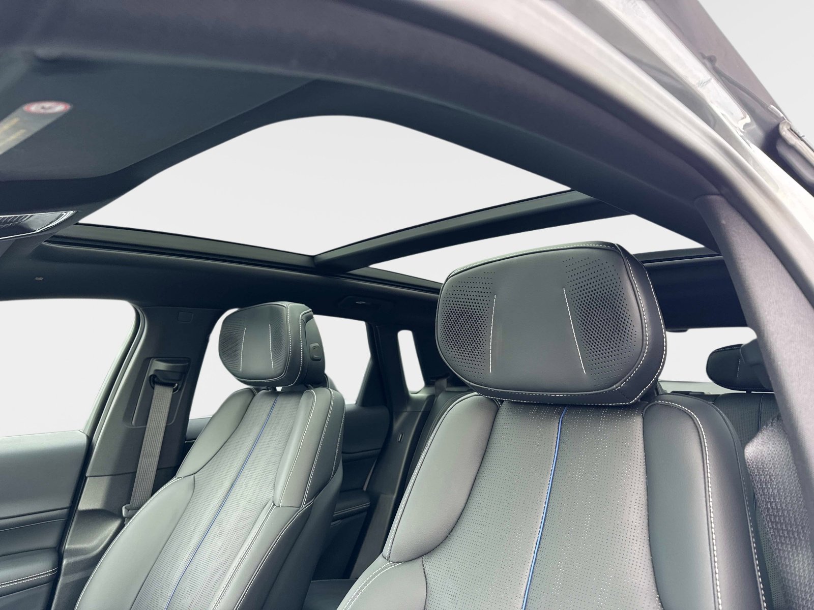 Certified 2024 Cadillac Lyriq Luxury w/ LPO, Floor Liner Package image 22