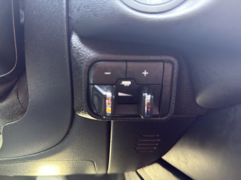 Used 2023 Dodge Durango GT image 23