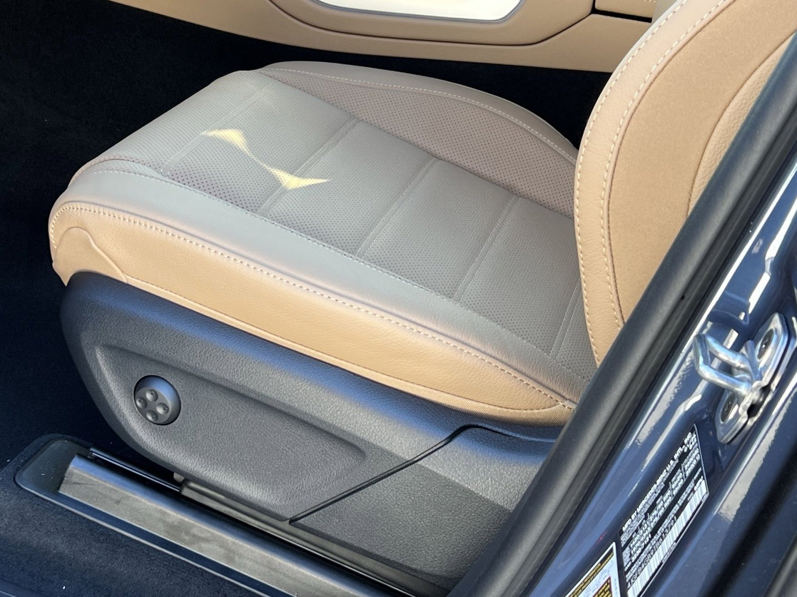 New 2026 Mercedes-Benz GLE 450e 4MATIC image 12