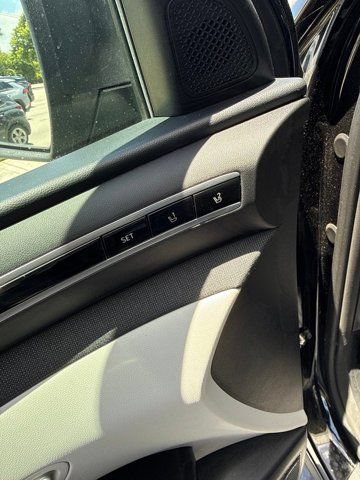 Used 2022 Hyundai Tucson Limited FWD image 3